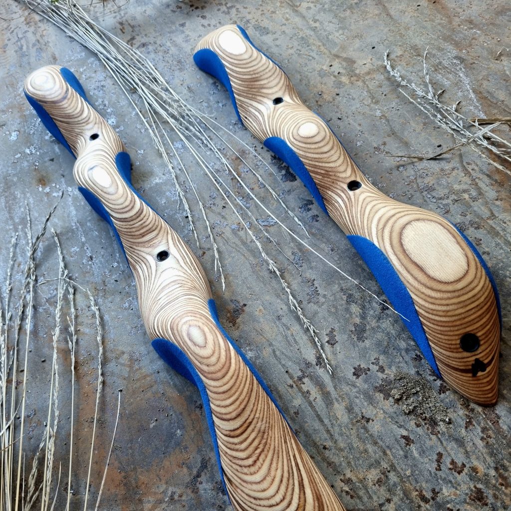 deux prises longues grip bleu